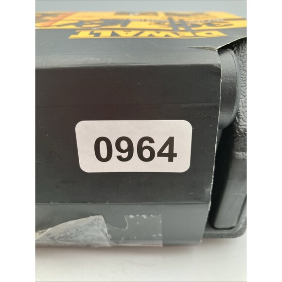 *DeWalt DW08802 36ft Range Self-leveling Cross Line Laser Level - Picture 7 of 7